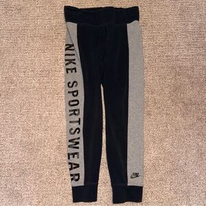 Nike Sportswear Women’s XL Black and Grey Leggings Dri-Fit Logo Elastic Waist